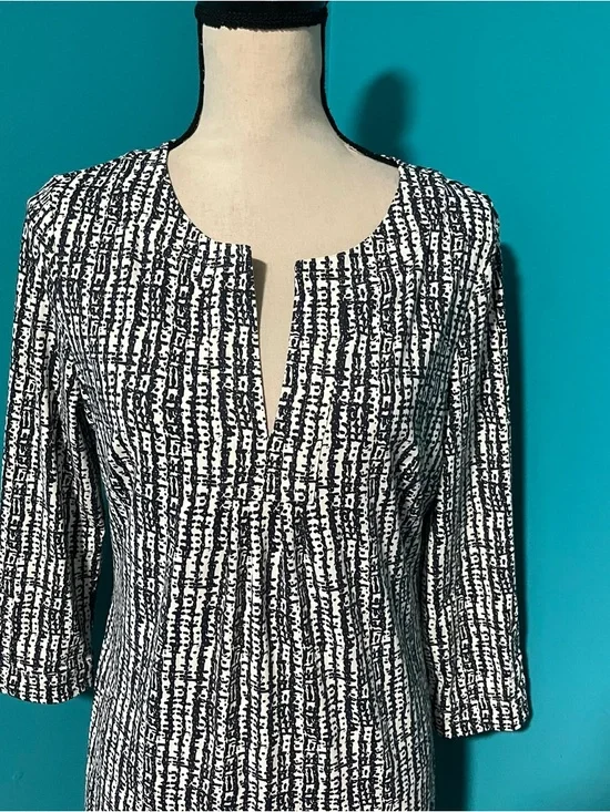 Ellie Kai 10 Print Split Neck Long Sleeve Jersey Knit Stretch Dress - Picture 2 of 4